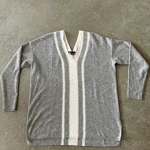 Vince cashmere sweater, small, front & back v neck, grey with white stripes